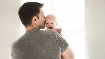 Папа новорожденного – это роль второго плана?