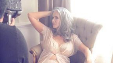 56-летняя модель снялась в нижнем белье для журнала SLiNK