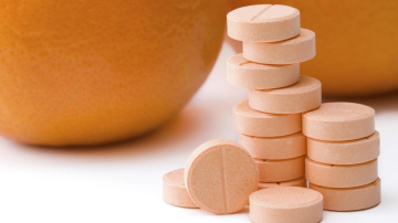 Какой витамин нужно принимать жителям городов