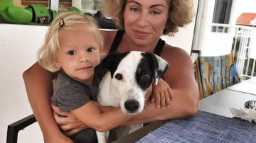 Mama lui Timati a explicat de ce nu o imbraca pe nepoata sa in haine de culoare roz!