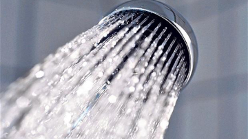 Жесткая вода - одна из возможных причин экземы у младенцев