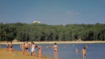 Pregătiri pentru sezonul estival. Autoritățile amenajează cele 12 plaje din Chișinău