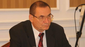 Trucurile educației financiare. Interviu cu specialistul Boris Șapovalov