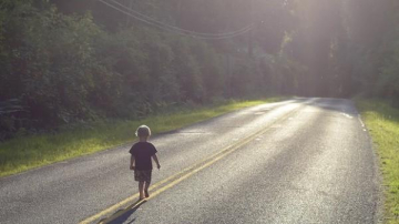 Astăzi este marcată Ziua internaţională a copiilor dispăruţi