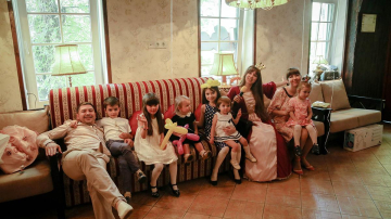 День Рождения Киры - майской победительницы конкурса «Именинник месяца» от Mamaplus.MD