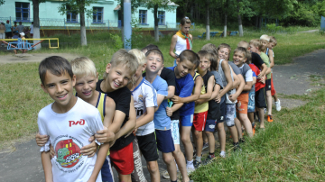 Филип распорядился пересмотреть правила выдачи путёвок в детские лагеря