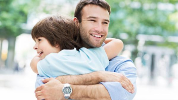 „Tată de duminică”: cum să rămâneți apropiați la distanță