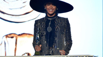 Ea este cea mai stilată vedetă a anului. Distincția i-a fost înmânată de Consiliul Designerilor din SUA