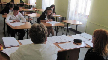 BAC 2016. Mii de absolvenţi de liceu susţin astăzi examenul la disciplina de profil