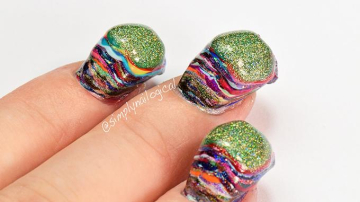 Бьюти-блогер использовала сто слоев лака для маникюра