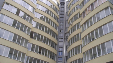 Tot mai mulţi moldoveni se împrumută de la bănci pentru a-şi cumpăra o locuinţă