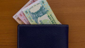 Salariile profesorilor vor fi majorate cu 9% din septembrie