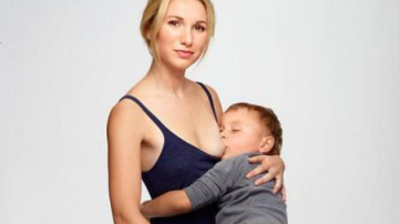 Эксперты советуют кормить детей грудью до 6 лет