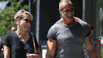 58-летнюю Шэрон Стоун подозревают в новом романе