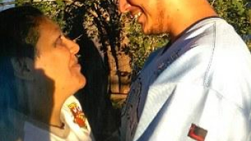 Влюбленные друг в друга мать и сын будут отстаивать свое право на отношения