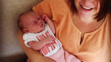 Супруги стали родителями в собственный день рождения