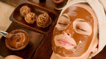Красота со вкусом: готовим шоколадную маску для лица и тела