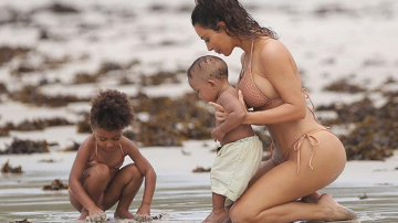 Минус 30 килограммов: Ким Кардашьян с детьми на пляже в Мексике