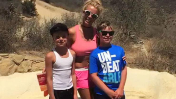 Бритни Спирс приобщает сыновей к здоровому образу жизни