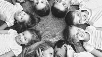 Один + два + три: семья, в которой дети рождались в арифметической прогрессии