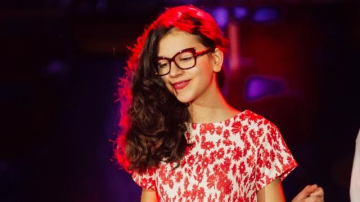 Cleopatra Stratan merge azi în clasa a opta: ”Am așteptat foarte mult ziua asta”