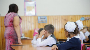 „La Strada” îndeamnă părinții să nu posteze poze în care apar copii