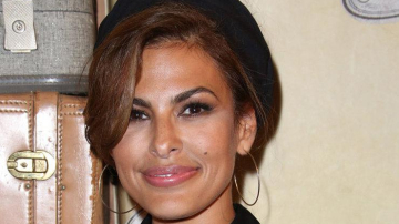 42-летняя Ева Мендес впервые вышла в свет после вторых родов