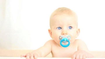 Cum să alegem suzeta pentru copil