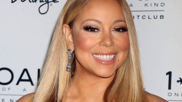 A slabit si s-a pozat in baie. Mariah Carey si-a incins fanii pozand goala