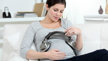 Cum să stabilim o legătură cu micuțul înainte de nașterea lui?