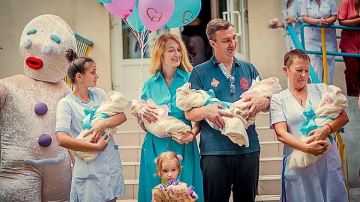 Одесские пятерняшки превратились в «звездочек» Инстаграма