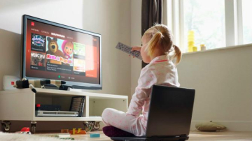 Телевизор убивает в детях креативность, говорят специалисты