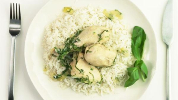 Pui în vin alb în stil thailandez