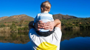 Настроение отцов значительно влияет на детей