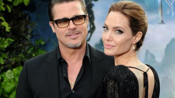 Анджелина Джоли намерена свести все татуировки, связанные с Брэдом Питтом