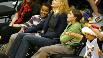 Николь Кидман поддержит своих приемных детей в поисках родных матерей