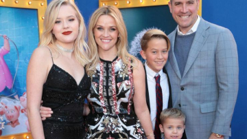 Дочь Риз Уизерспун затмила маму на премьере фильма