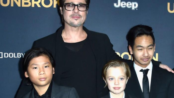 Питт выполняет унизительные требования Джоли ради детей