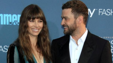 Justin Timberlake este mai indragostit ca niciodata! O soarbe din priviri chiar si dupa 4 ani de mariaj
