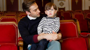 Дмитрий Шепелев показал подросшего сына