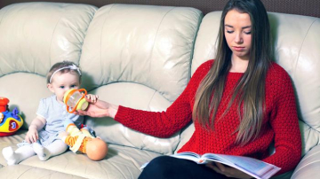 7 semne că este timpul să concediați dădaca