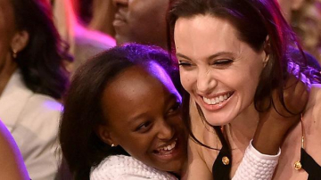 Родная мать приемной дочки Джоли хочет с ней встретиться