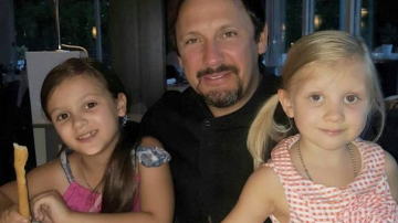 Стас Михайлов уходит из дома, когда болеют дочки