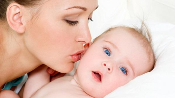 В первые 5 месяцев жизни ребенок навсегда запоминает родной язык