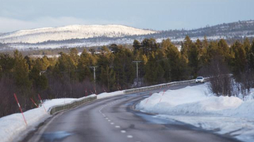 Шведов научат рожать в машине