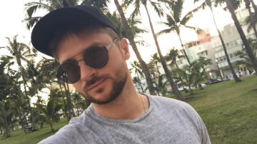 Сергей Лазарев растрогал поклонников фотографией с маленьким сыном