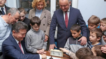 Preşedintele va propune includerea şahului în programa şcolară