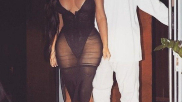 Новый тренд: «голые» юбки пришли на смену платьям