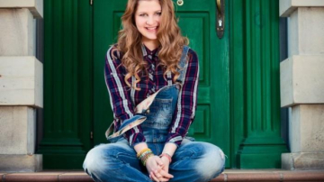 Interpreta Dara, nevoită să pună iarăși punctele pe „i”, privind modul în care a slăbit: Eu alerg și dansez