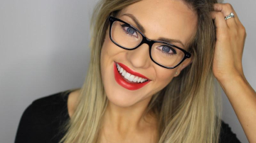 Greșeli de machiaj în cazul purtării ochelarilor